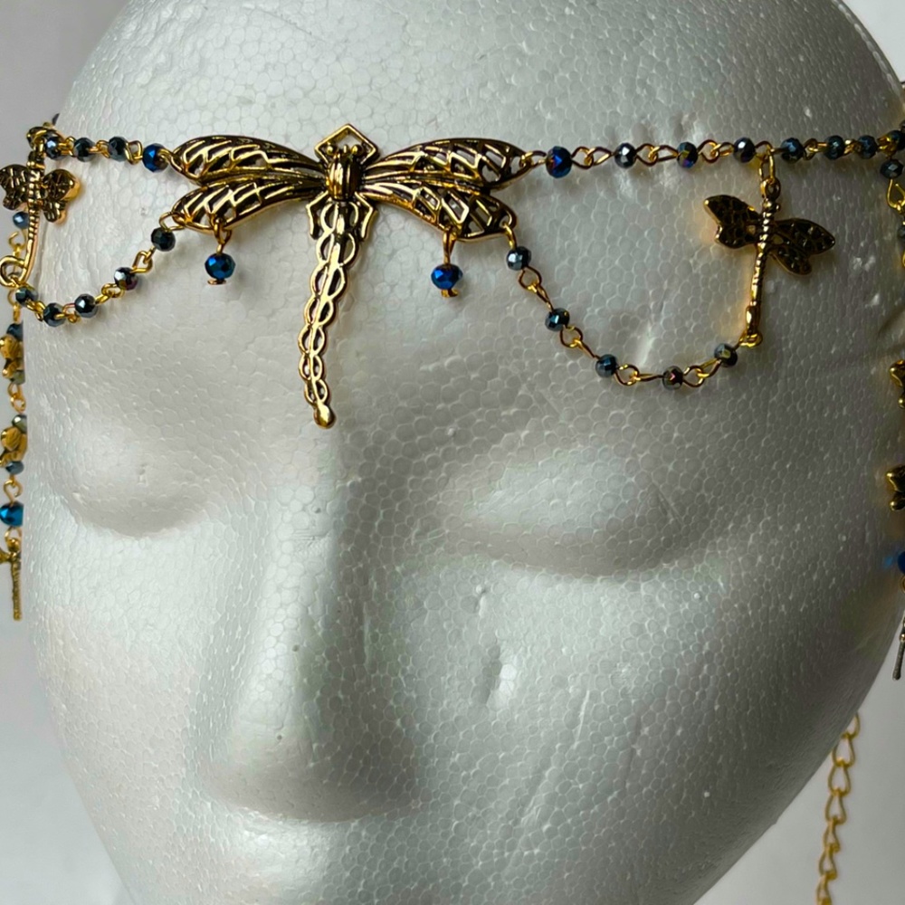 Dragonfly tiara in gold